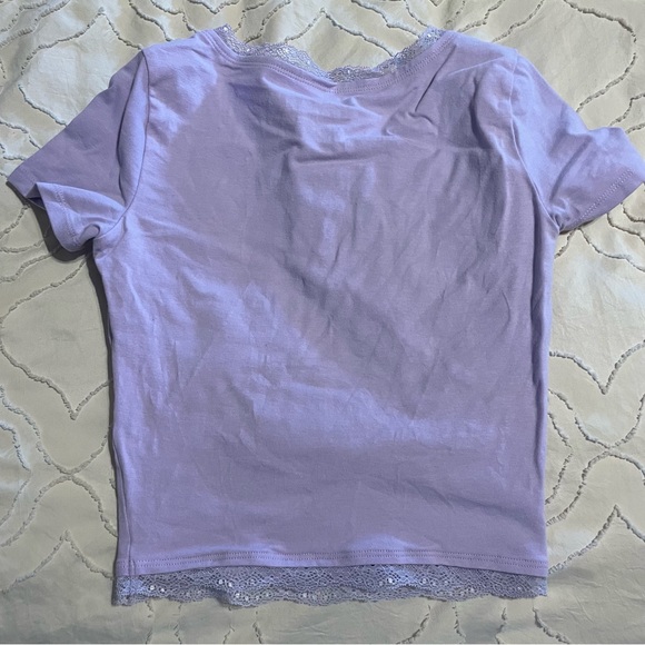 SOLD Hollister co lace trim v neck baby tee cropped top shirt purple light xxs - Picture 4 of 4